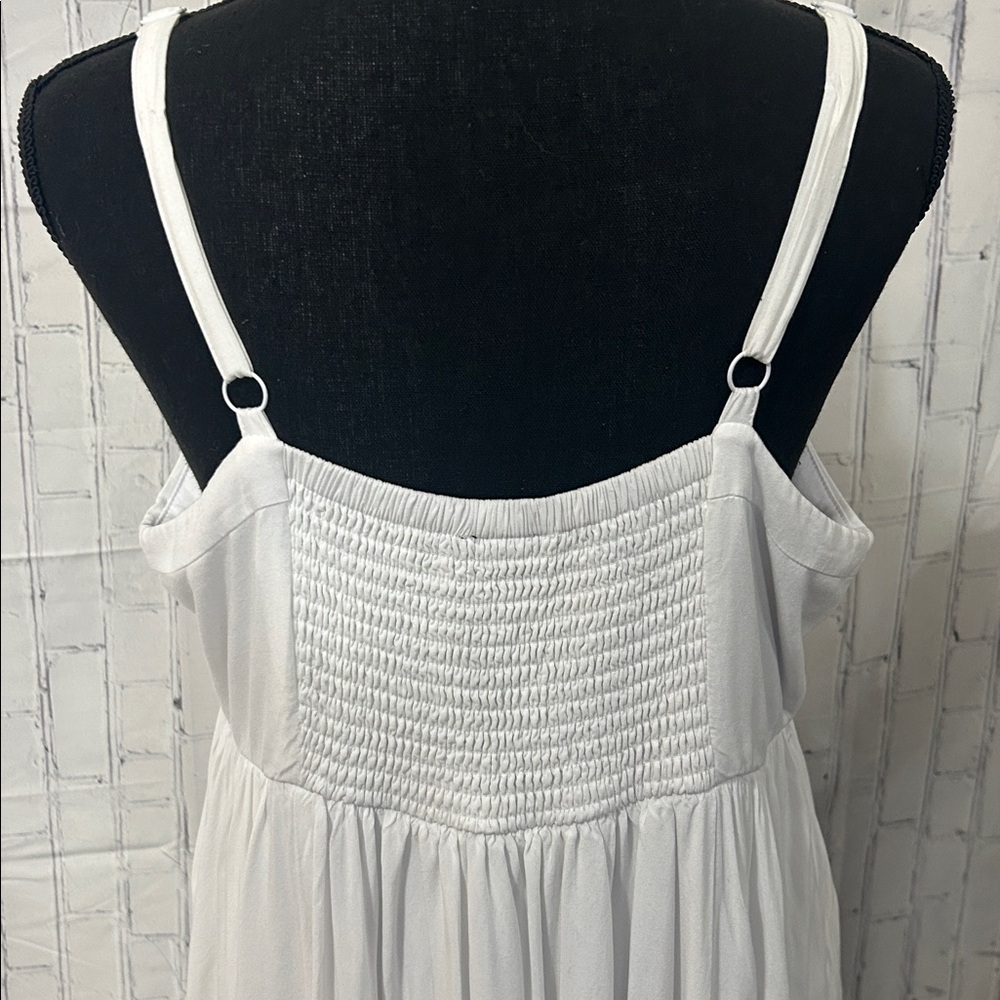 EUC torrid  White Midi Dress with Pink Floral Embroidery. size 0x - Picture 3 of 5